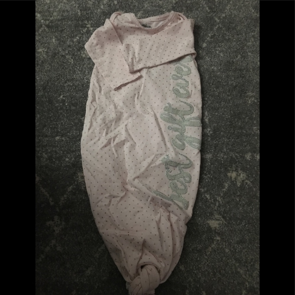Infant sleepwear
